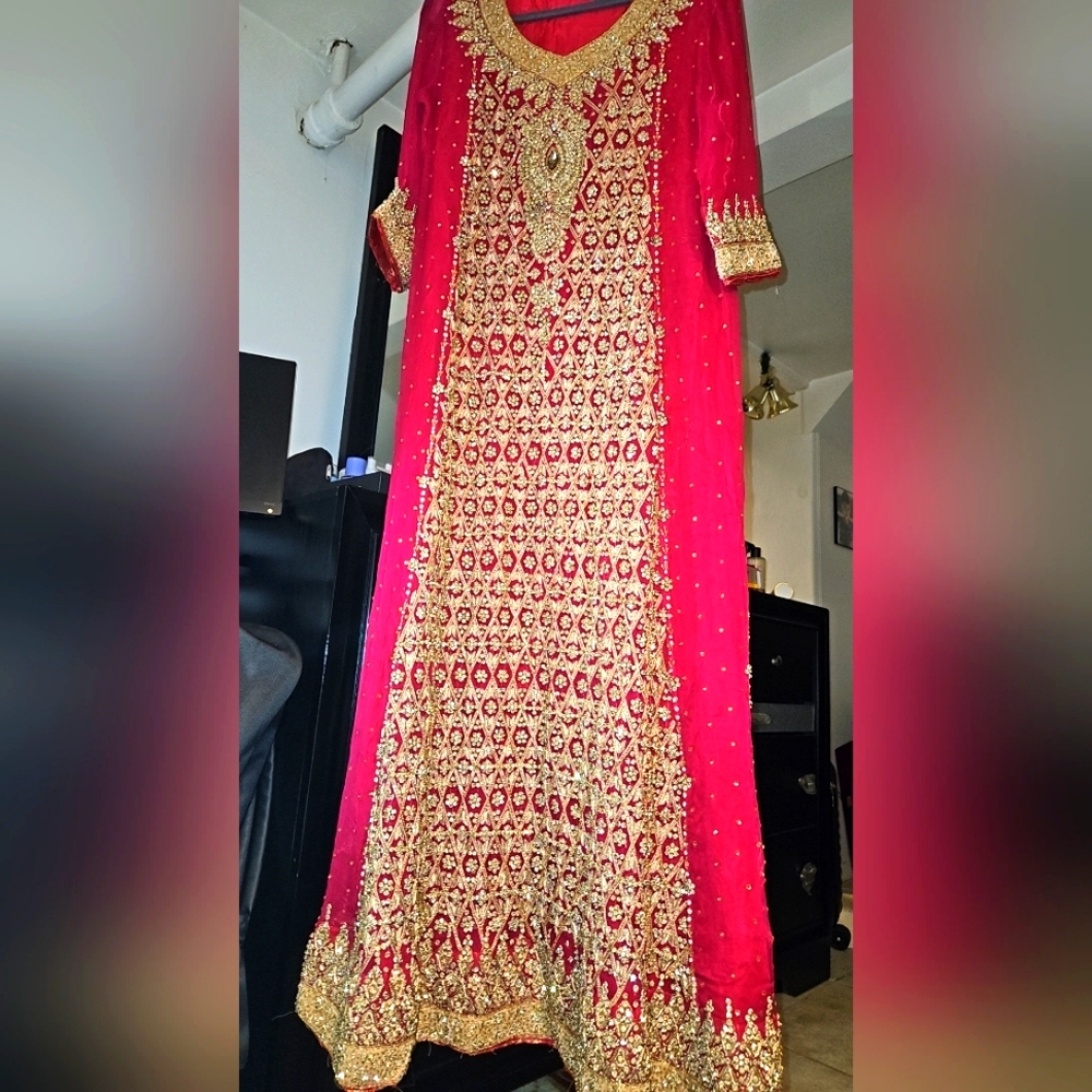 Wedding gown